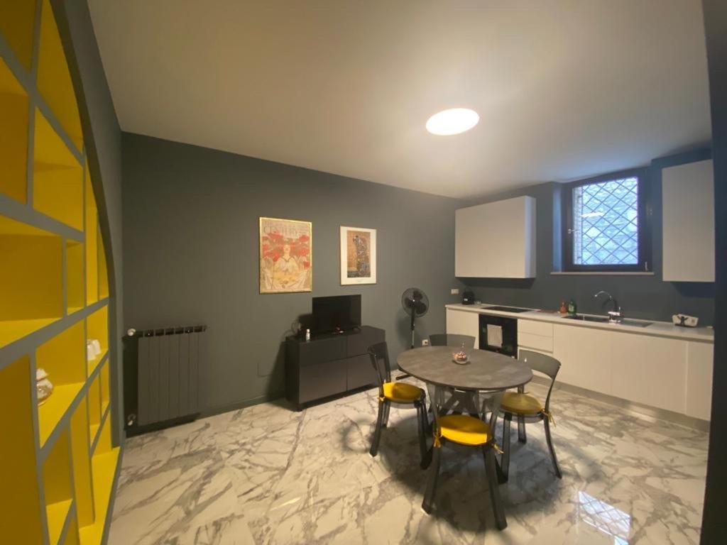 Modern City Center Apartment 贝内文托 外观 照片
