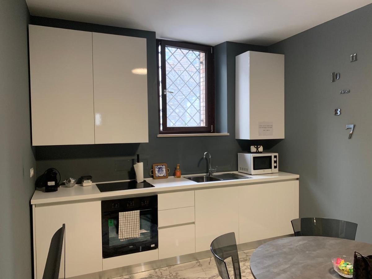 Modern City Center Apartment 贝内文托 外观 照片